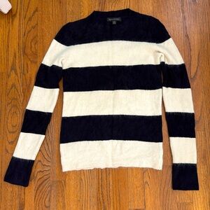 Banana Republic black and white think striped sweater women XS